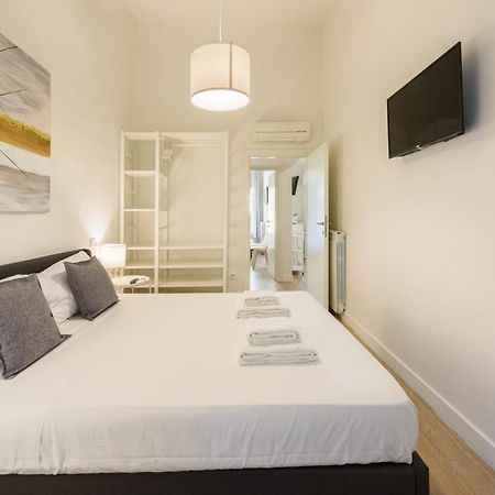 Novella Contemporary Apartment By Mmega Firenze Esterno foto